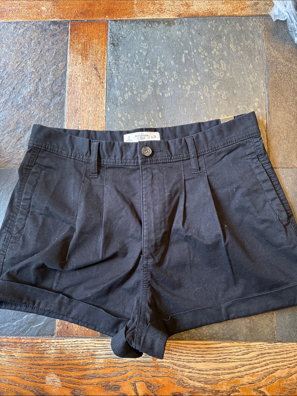 Womens Abercrombie & Fitch black shorts size 6 w28 NWT